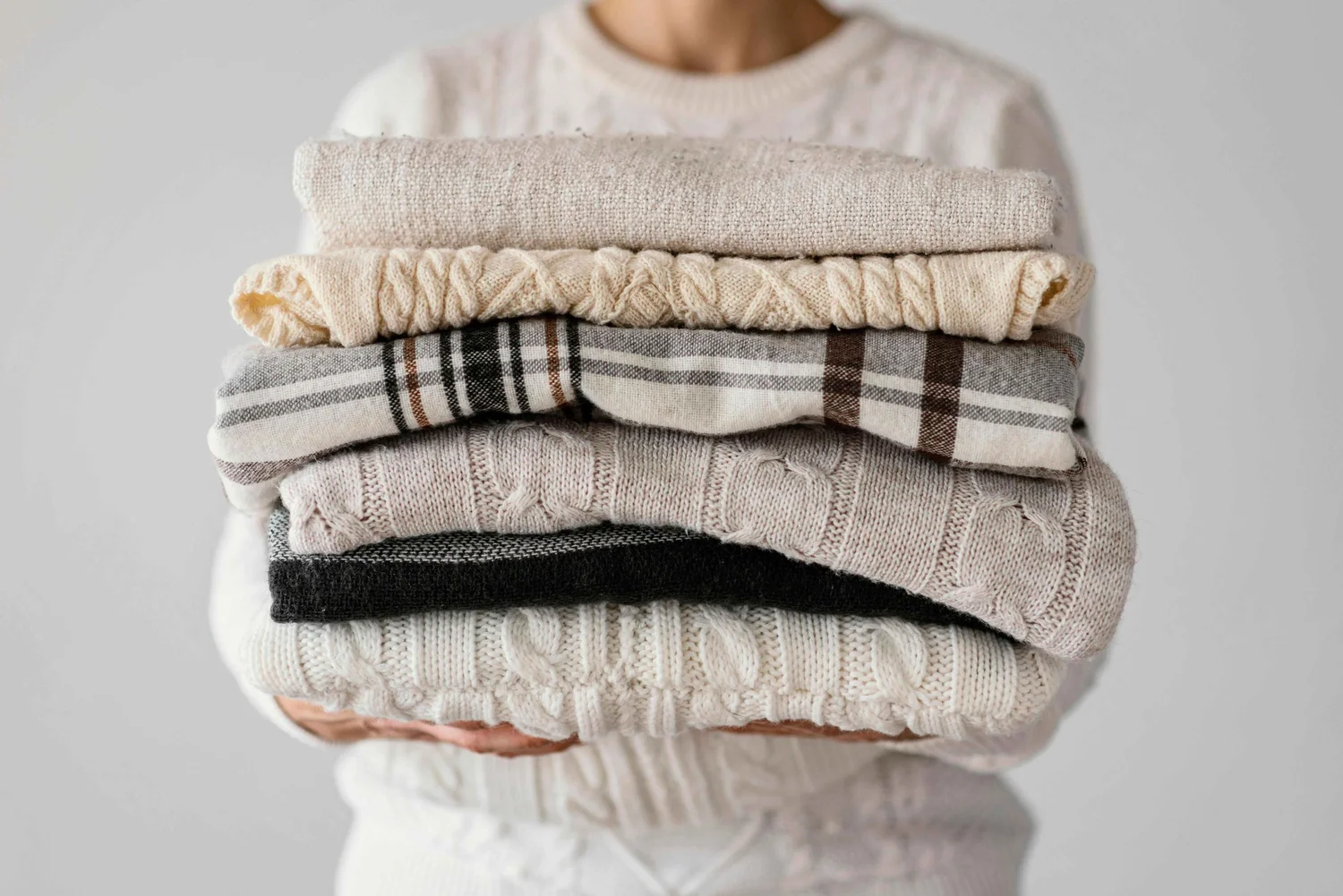 How To Pack Blankets For Moving?