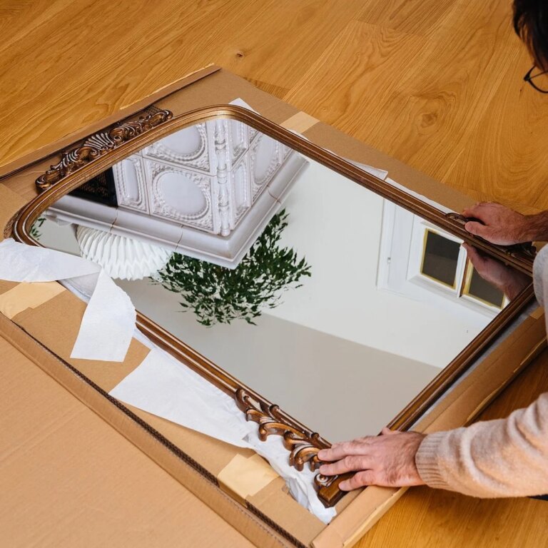 How to Pack Mirrors for Moving