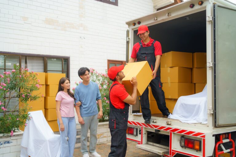 How Professional Movers Reduce Risk During Your Oklahoma City Move